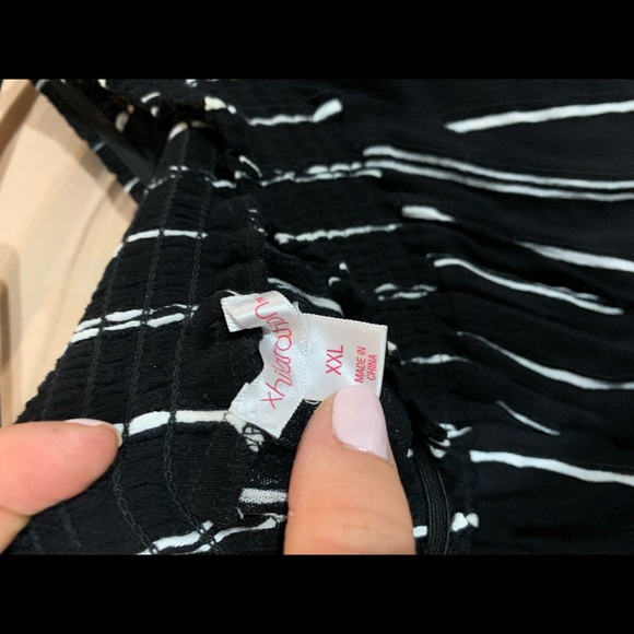 Off shoulder top - Picture 3 of 3